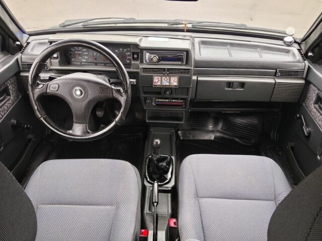 Зеленый ВАЗ 21099, объемом двигателя 1.5 л и пробегом 151 тыс. км за 2000 $, фото 4 на Automoto.ua