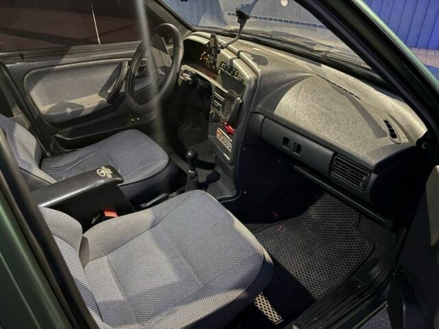 Зелений ВАЗ 21099, об'ємом двигуна 1.6 л та пробігом 227 тис. км за 1950 $, фото 2 на Automoto.ua