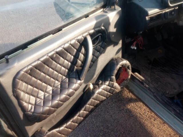 Зеленый ВАЗ 21099, объемом двигателя 2 л и пробегом 123 тыс. км за 1085 $, фото 5 на Automoto.ua