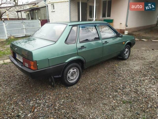 Зеленый ВАЗ 21099, объемом двигателя 1.6 л и пробегом 185 тыс. км за 2200 $, фото 3 на Automoto.ua