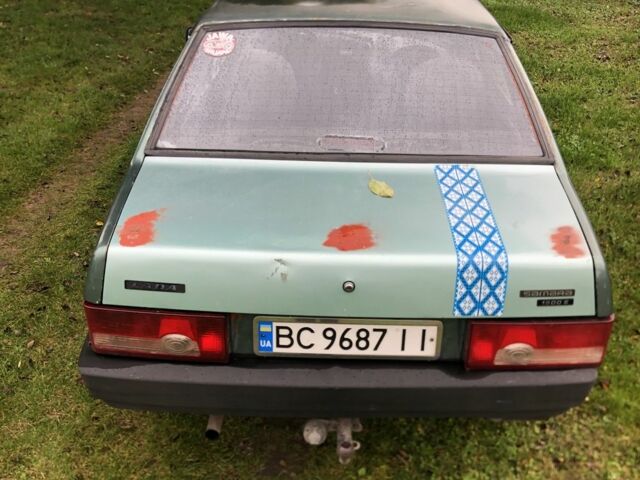 Зеленый ВАЗ 21099, объемом двигателя 1.6 л и пробегом 430 тыс. км за 1100 $, фото 4 на Automoto.ua