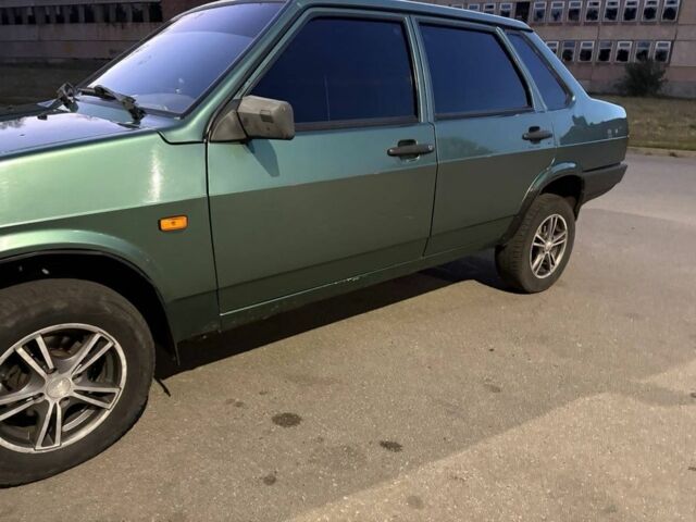 Зелений ВАЗ 21099, об'ємом двигуна 1.6 л та пробігом 227 тис. км за 1950 $, фото 5 на Automoto.ua