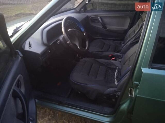 Зеленый ВАЗ 21099, объемом двигателя 1.6 л и пробегом 340 тыс. км за 1700 $, фото 6 на Automoto.ua