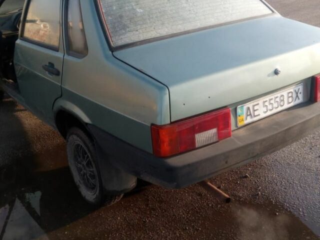 Зеленый ВАЗ 21099, объемом двигателя 2 л и пробегом 123 тыс. км за 1085 $, фото 4 на Automoto.ua