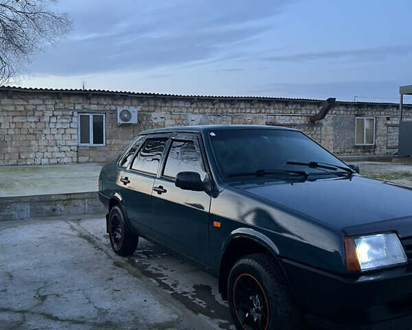 Зеленый ВАЗ 21099, объемом двигателя 1.6 л и пробегом 193 тыс. км за 2300 $, фото 7 на Automoto.ua