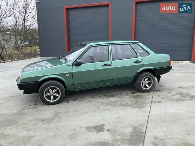 Зеленый ВАЗ 21099, объемом двигателя 1.6 л и пробегом 200 тыс. км за 1950 $, фото 1 на Automoto.ua