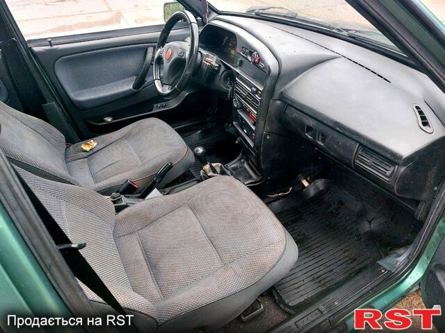 Зелений ВАЗ 21099, об'ємом двигуна 1.6 л та пробігом 150 тис. км за 1250 $, фото 3 на Automoto.ua