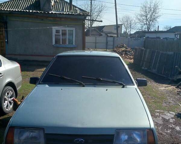 Зеленый ВАЗ 21099, объемом двигателя 1.6 л и пробегом 500 тыс. км за 1350 $, фото 2 на Automoto.ua