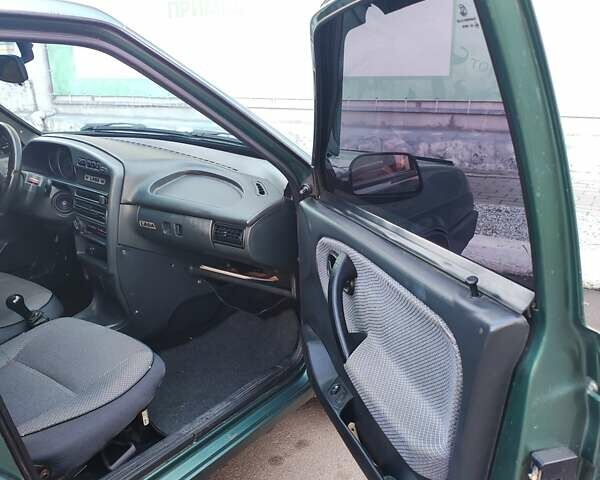 Зеленый ВАЗ 21099, объемом двигателя 1.6 л и пробегом 300 тыс. км за 2500 $, фото 1 на Automoto.ua