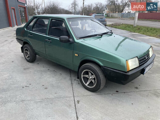 Зеленый ВАЗ 21099, объемом двигателя 1.6 л и пробегом 200 тыс. км за 1950 $, фото 20 на Automoto.ua