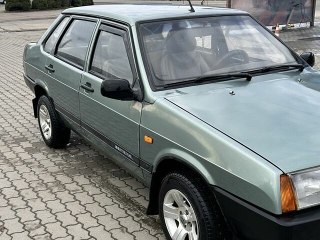 Зеленый ВАЗ 21099, объемом двигателя 1.6 л и пробегом 120 тыс. км за 2200 $, фото 1 на Automoto.ua