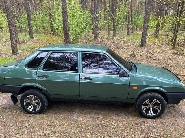 Зеленый ВАЗ 21099, объемом двигателя 1.6 л и пробегом 169 тыс. км за 1200 $, фото 1 на Automoto.ua