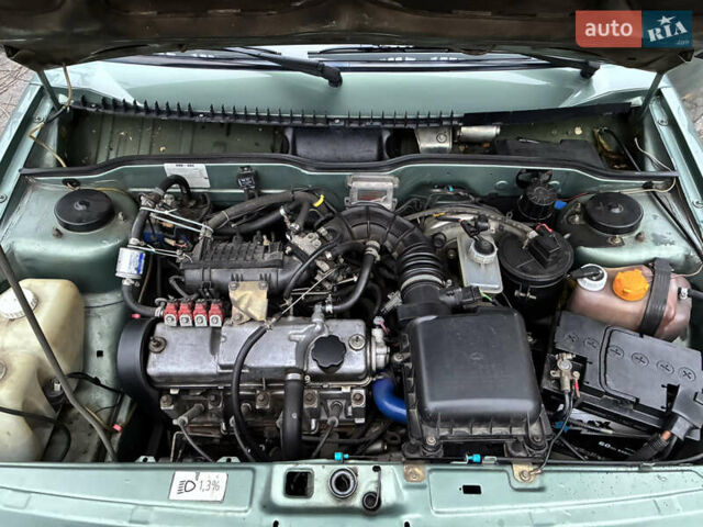 Зелений ВАЗ 21099, об'ємом двигуна 1.6 л та пробігом 96 тис. км за 3700 $, фото 6 на Automoto.ua