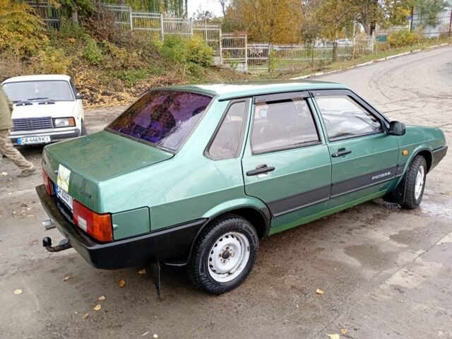 Зеленый ВАЗ 21099, объемом двигателя 1.6 л и пробегом 122 тыс. км за 2200 $, фото 4 на Automoto.ua