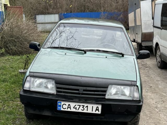 Зеленый ВАЗ 21099, объемом двигателя 1.6 л и пробегом 175 тыс. км за 1700 $, фото 1 на Automoto.ua