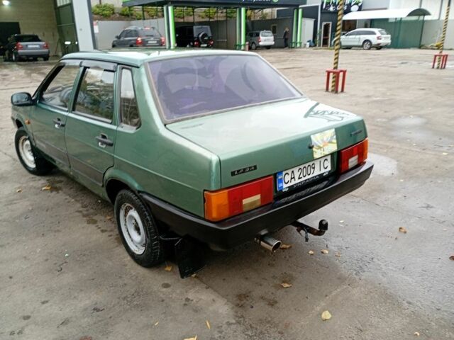 Зеленый ВАЗ 21099, объемом двигателя 1.6 л и пробегом 122 тыс. км за 2200 $, фото 3 на Automoto.ua