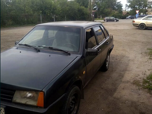 Зеленый ВАЗ 21099, объемом двигателя 1.6 л и пробегом 20 тыс. км за 1100 $, фото 1 на Automoto.ua