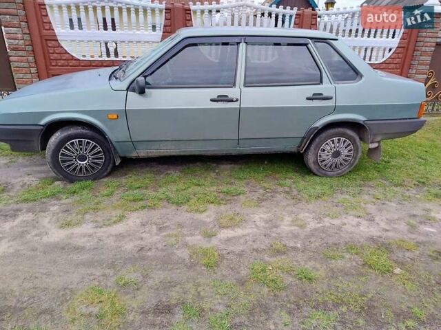Зелений ВАЗ 21099, об'ємом двигуна 1.5 л та пробігом 100 тис. км за 1750 $, фото 2 на Automoto.ua