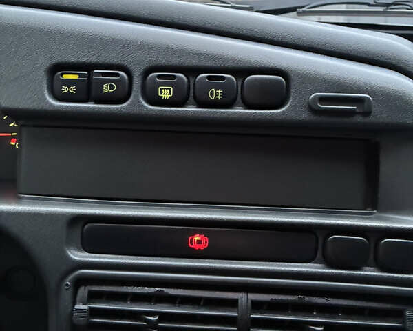 Зелений ВАЗ 21099, об'ємом двигуна 1.6 л та пробігом 96 тис. км за 3700 $, фото 12 на Automoto.ua