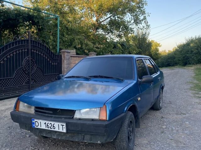 Зеленый ВАЗ 21099, объемом двигателя 1.6 л и пробегом 250 тыс. км за 900 $, фото 1 на Automoto.ua