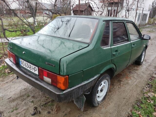 Зелений ВАЗ 21099, об'ємом двигуна 1.6 л та пробігом 450 тис. км за 1000 $, фото 2 на Automoto.ua