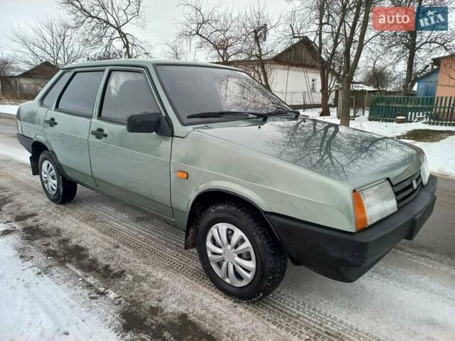 Зеленый ВАЗ 21099, объемом двигателя 1.6 л и пробегом 86 тыс. км за 3100 $, фото 2 на Automoto.ua