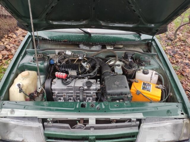 Зелений ВАЗ 21099, об'ємом двигуна 1.6 л та пробігом 450 тис. км за 1000 $, фото 4 на Automoto.ua