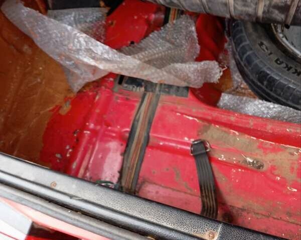 Оранжевый ВАЗ 21099, объемом двигателя 1.6 л и пробегом 250 тыс. км за 850 $, фото 5 на Automoto.ua