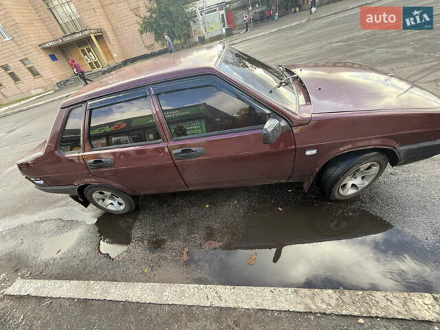 Оранжевый ВАЗ 21099, объемом двигателя 1.6 л и пробегом 250 тыс. км за 2200 $, фото 2 на Automoto.ua