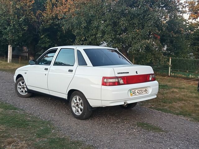Белый ВАЗ 2110, объемом двигателя 0 л и пробегом 60 тыс. км за 2500 $, фото 2 на Automoto.ua