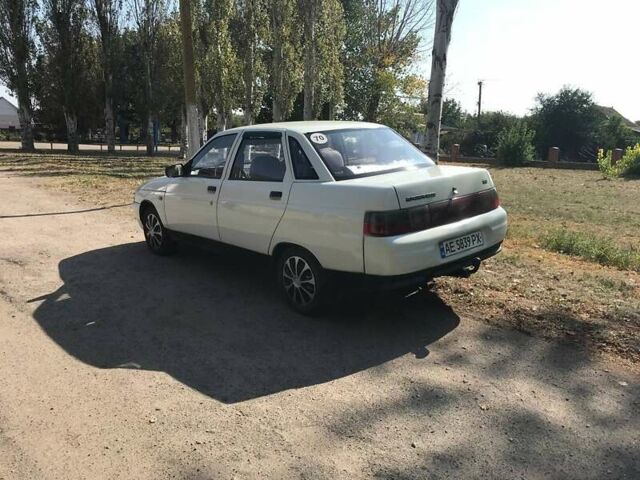 Белый ВАЗ 2110, объемом двигателя 1.5 л и пробегом 106 тыс. км за 1600 $, фото 3 на Automoto.ua