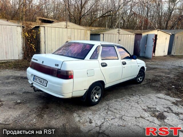 Білий ВАЗ 2110, об'ємом двигуна 1.5 л та пробігом 350 тис. км за 901 $, фото 2 на Automoto.ua