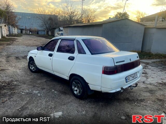 Білий ВАЗ 2110, об'ємом двигуна 1.5 л та пробігом 350 тис. км за 901 $, фото 3 на Automoto.ua