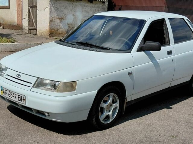 Белый ВАЗ 2110, объемом двигателя 1.5 л и пробегом 777 тыс. км за 1550 $, фото 1 на Automoto.ua