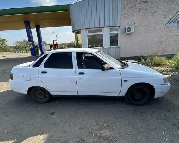 Белый ВАЗ 2110, объемом двигателя 0 л и пробегом 308 тыс. км за 2300 $, фото 1 на Automoto.ua