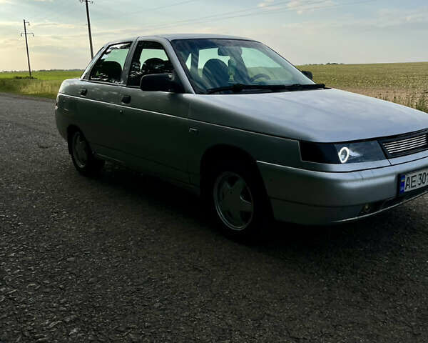 Белый ВАЗ 2110, объемом двигателя 1.6 л и пробегом 263 тыс. км за 2100 $, фото 5 на Automoto.ua