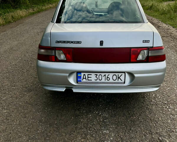 Белый ВАЗ 2110, объемом двигателя 1.6 л и пробегом 263 тыс. км за 2100 $, фото 3 на Automoto.ua