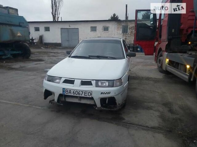 Білий ВАЗ 2110, об'ємом двигуна 1.6 л та пробігом 190 тис. км за 1600 $, фото 4 на Automoto.ua
