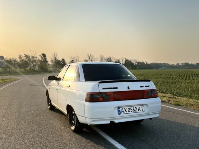 Білий ВАЗ 2110, об'ємом двигуна 1.6 л та пробігом 180 тис. км за 2700 $, фото 2 на Automoto.ua