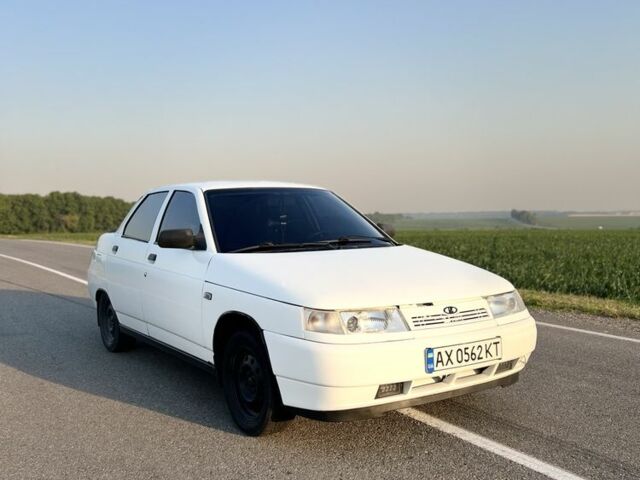 Білий ВАЗ 2110, об'ємом двигуна 1.6 л та пробігом 180 тис. км за 2700 $, фото 4 на Automoto.ua