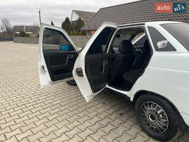 Белый ВАЗ 2110, объемом двигателя 1.6 л и пробегом 190 тыс. км за 1750 $, фото 26 на Automoto.ua