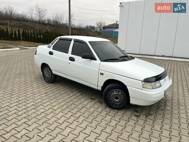 Белый ВАЗ 2110, объемом двигателя 1.6 л и пробегом 190 тыс. км за 1750 $, фото 2 на Automoto.ua