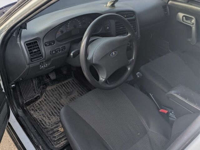 Белый ВАЗ 2110, объемом двигателя 1.6 л и пробегом 164 тыс. км за 3000 $, фото 9 на Automoto.ua