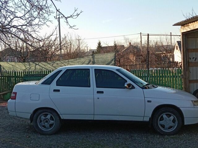Белый ВАЗ 2110, объемом двигателя 1.6 л и пробегом 102 тыс. км за 2900 $, фото 5 на Automoto.ua