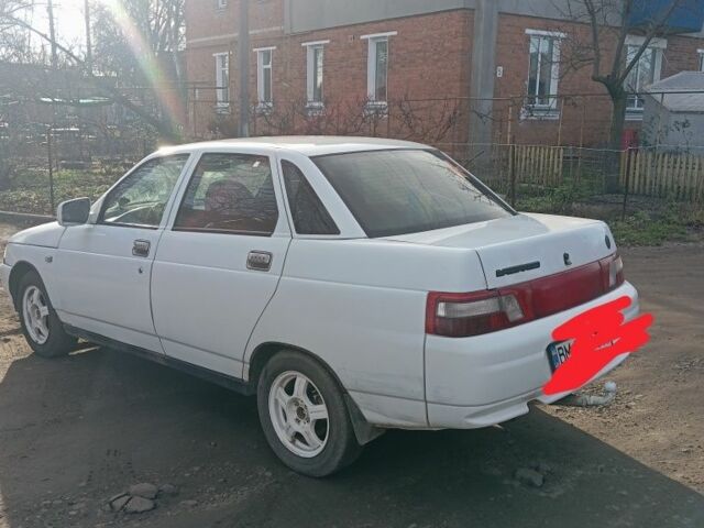 Білий ВАЗ 2110, об'ємом двигуна 1.5 л та пробігом 111 тис. км за 1300 $, фото 3 на Automoto.ua