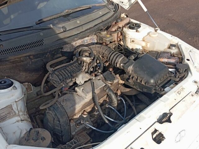 Білий ВАЗ 2110, об'ємом двигуна 1.5 л та пробігом 111 тис. км за 1300 $, фото 6 на Automoto.ua