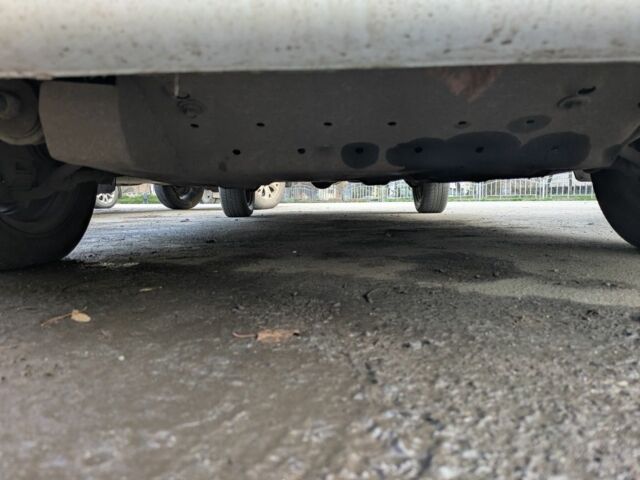 Белый ВАЗ 2110, объемом двигателя 1.6 л и пробегом 164 тыс. км за 3000 $, фото 6 на Automoto.ua