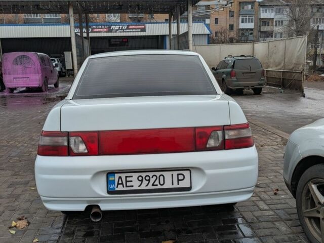 Белый ВАЗ 2110, объемом двигателя 1.6 л и пробегом 164 тыс. км за 3000 $, фото 4 на Automoto.ua