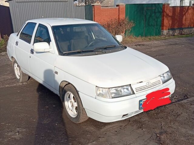 Білий ВАЗ 2110, об'ємом двигуна 1.5 л та пробігом 111 тис. км за 1300 $, фото 1 на Automoto.ua