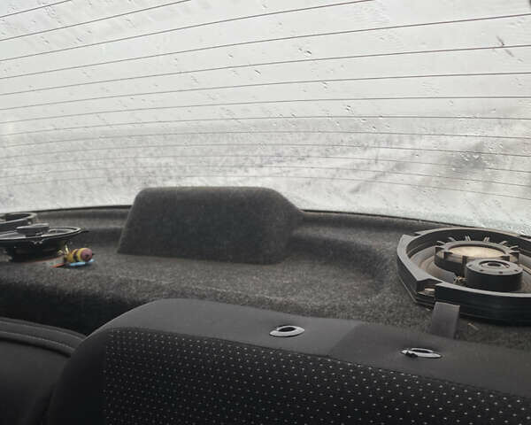 Белый ВАЗ 2110, объемом двигателя 1.6 л и пробегом 240 тыс. км за 2350 $, фото 11 на Automoto.ua